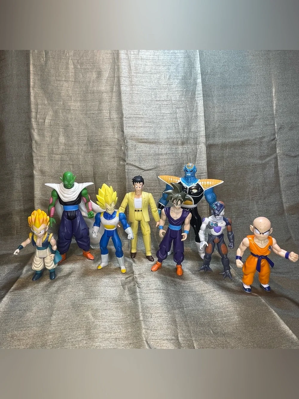 VTG Dragon Ball Z Figurines 4-6inch toys - Preowned - Lot Of 8 Characters - Fair